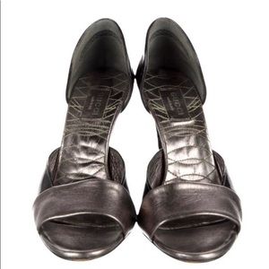 Gucci Patent Leather Colorblock Pattern D’Orsay Pumps Black and Silver - 7.5